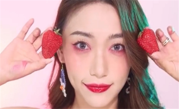 野莓汽水仿妆相机1