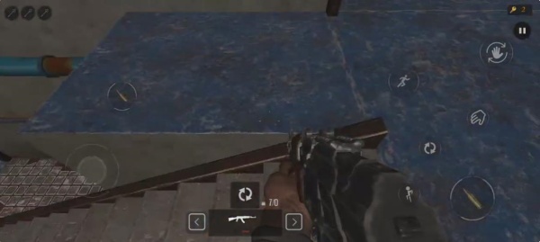 东东萨胡尔地堡逃生