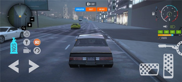 极速汽车驾驶城市街道