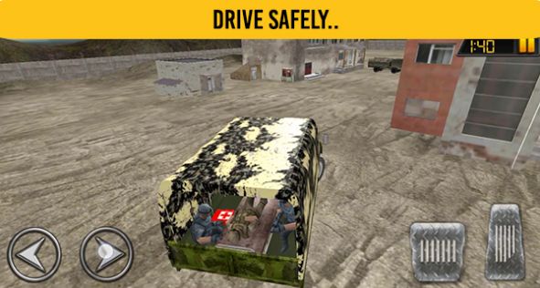 军车驾驶士兵救援