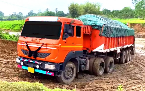 长拖车货车模拟0