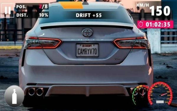 凯美瑞混合动力车驾驶1